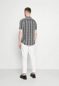 Pier One Hombre Camisa - Black -Pier One Comercio 06ea09d4382240ed8857e1c9674df009