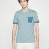 Pier One Hombre Camiseta Básica - Blue Grey 1 Pier One Hombre Camiseta Básica - Blue Grey -Pier One Comercio 0b1a5c3e12fc44b4a1fb801f81f65130