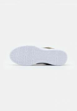 Pier One Hombre Zapatillas - Dark Green -Pier One Comercio 0c58636d61ec4476a854229e54a6dff3