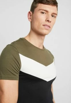 Pier One Hombre Camiseta Básica - Green/black 13 Pier One Hombre Camiseta Básica - Green/black -Pier One Comercio 102273d440d9470ca76cd37bef261a03