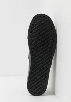 Pier One Hombre Zapatillas - Black -Pier One Comercio 1085001546104c29b885348891650500