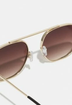 Pier One Unisexo WITH CHAIN SET UNISEX - Gafas De Sol - Brown -Pier One Comercio 17dec482534c48438c04a585cec7ab57