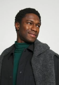 Pier One Hombre Camiseta De Manga Larga - Green 13 Pier One Hombre Camiseta De Manga Larga - Green -Pier One Comercio 19e5a09acbc8464fb4738e5b232ee33d