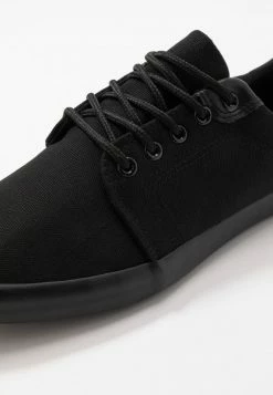 Pier One Unisexo Zapatillas - Black -Pier One Comercio 1bb3af07880e4479a96bbf6af96de2d0