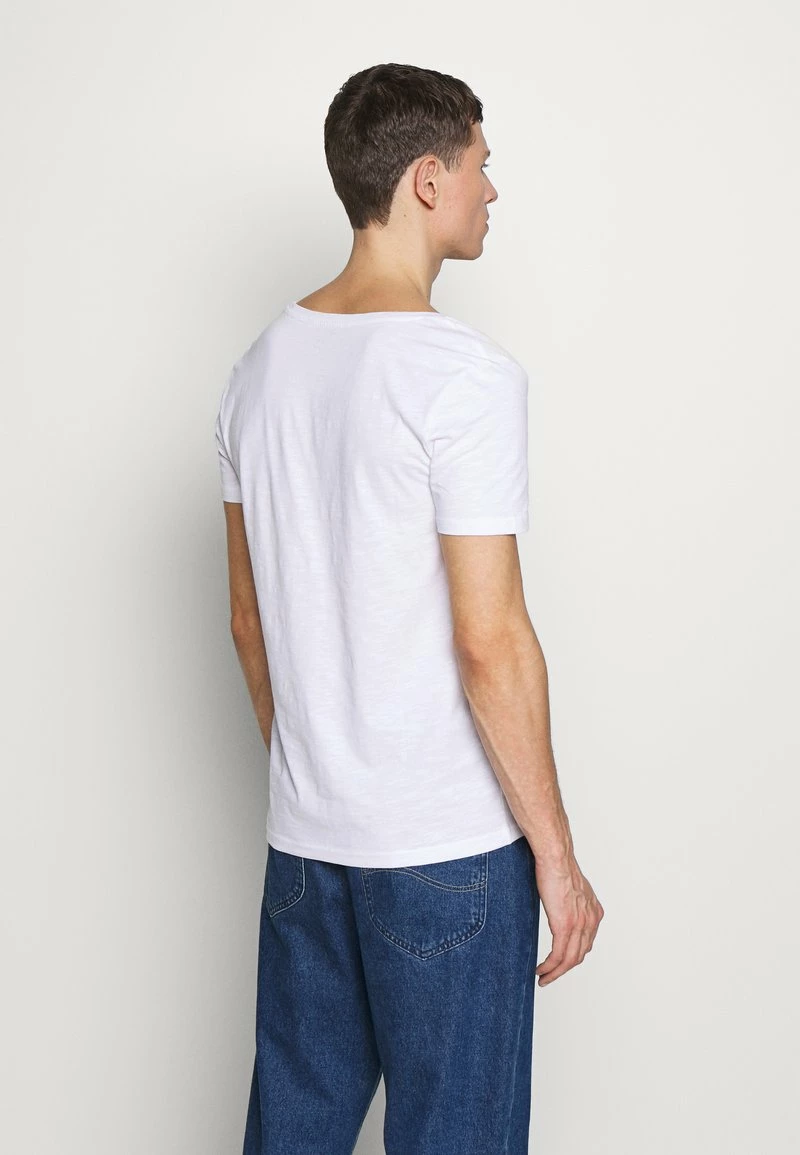 Pier One Hombre Camiseta Básica - Bright White 5 Pier One Hombre Camiseta Básica - Bright White - Imagen 3