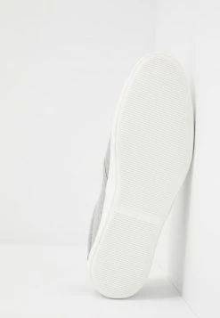 Pier One UNISEX - Mocasines - Grey, Unisexo 12 Pier One UNISEX - Mocasines - Grey, Unisexo -Pier One Comercio 1ebede53c81b47608b7375a61045fcb4