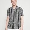Pier One Hombre Camisa - Black -Pier One Comercio 1f4987c438744ce29b2d428648b5718d