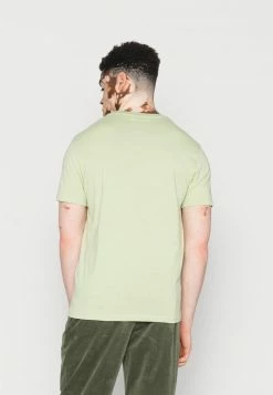 Pier One Hombre Camiseta Estampada - Green -Pier One Comercio 23a0806b8661465ca36e0cf0eea3c6cb