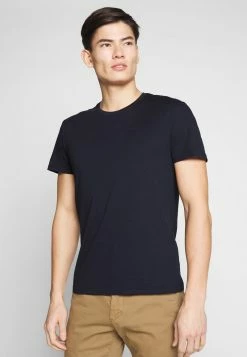 Pier One Hombre 2 PACK - Camiseta Básica - White/dark Blue -Pier One Comercio 29e824f9825c4b58be6620e83ee4ac6b