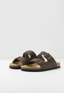 Pier One Hombre UNISEX - Pantuflas - Brown 10 Pier One Hombre UNISEX - Pantuflas - Brown -Pier One Comercio 2a6253ec8adf4b75ac70cea209f9bc13