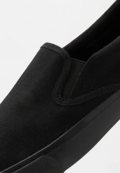 Pier One Unisexo UNISEX - Mocasines - Black -Pier One Comercio 2a9f52c76cae4811b8b27345adcf12a8