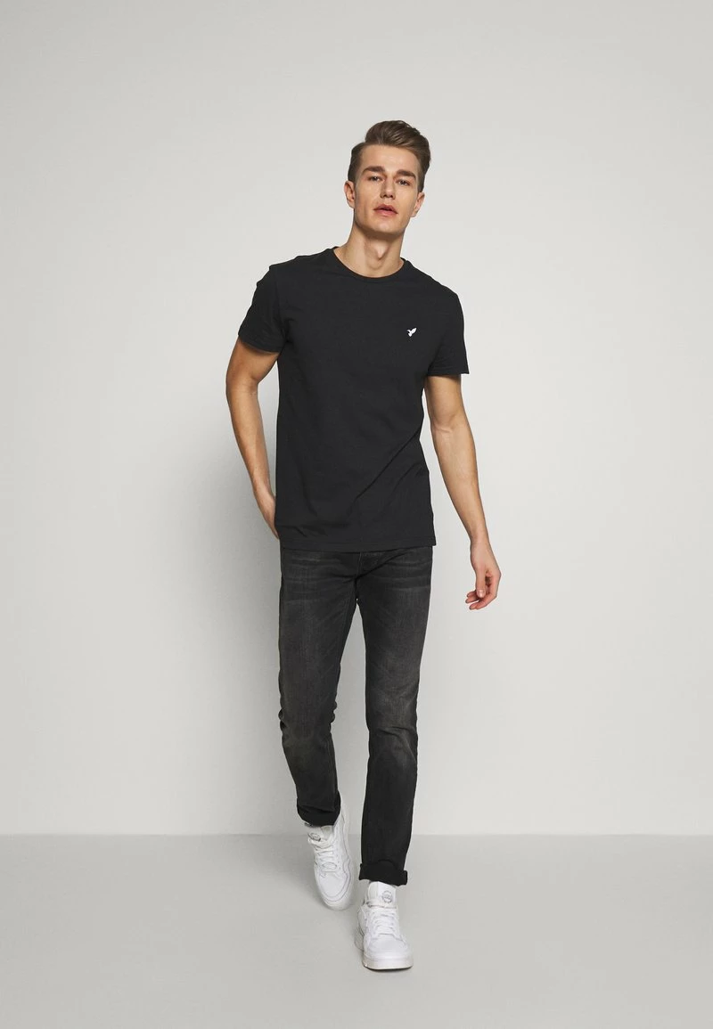 Pier One Hombre Camiseta Básica - Black 4 Pier One Hombre Camiseta Básica - Black - Imagen 2