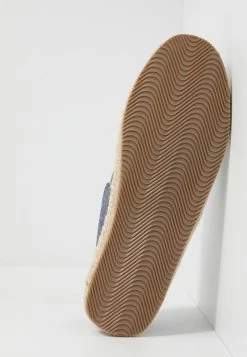 Pier One Unisexo UNISEX - Alpargatas - Blue -Pier One Comercio 2cae18c64fec4d4fb91bef2a1cf6da8e