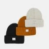 Pier One Unisexo 3 PACK UNISEX - Gorro - Black/off White/brown -Pier One Comercio 2d6318a6827f4602bdf8430dde68af4b