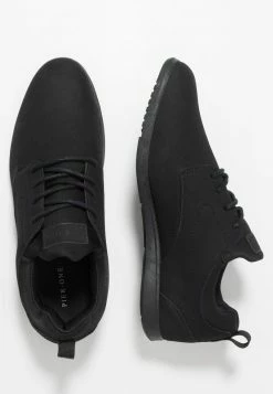 Pier One Unisexo UNISEX - Zapatillas - Black -Pier One Comercio 2e8012d168564f8cbe8c2d470241d91d