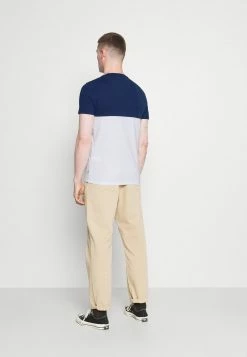 Pier One Hombre Camiseta Estampada - Blue/red 11 Pier One Hombre Camiseta Estampada - Blue/red -Pier One Comercio 3047c0183a924031b1af5a615b5374eb