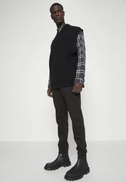 Pier One Hombre Pantalones Deportivos - Black -Pier One Comercio 31a61803c94e40539e7abd4a165905bd