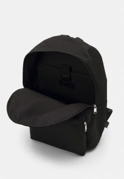 Pier One Unisexo UNISEX - Mochila - Black -Pier One Comercio 34cf687ab9c84da4a2dcb285de4c9953