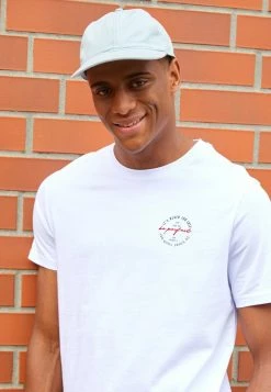 Pier One Hombre NEVER TOO LATE GRAPHIC T-SHIRT - Camiseta Estampada - White -Pier One Comercio 3671a5d249f2458689b732bfa3c1ea77