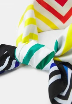 Pier One Unisexo BANDANA UNISEX - Bufanda - Multi-coloured -Pier One Comercio 37cb04518a32480f8cd062c1f16462bb