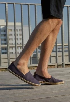 Pier One Unisexo RENA ESPADRILLE UNISEX - Alpargatas - Dark Blue -Pier One Comercio 3874e8010e4e4b3d9b3ef86b4ae0fe77