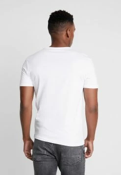 Pier One Hombre 3 PACK - Camiseta Básica - White 10 Pier One Hombre 3 PACK - Camiseta Básica - White -Pier One Comercio 390617d256dd4fe89b3c53ee69ac72d4