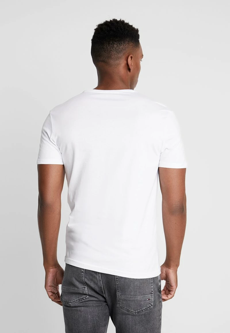Pier One Hombre 3 PACK - Camiseta Básica - White 6 Pier One Hombre 3 PACK - Camiseta Básica - White - Imagen 4