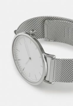 Pier One Unisexo Reloj - Silver-coloured -Pier One Comercio 3b98a43ae58e4cefa8484929d26640b9