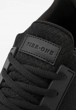Pier One Hombre UNISEX - Zapatillas - Black -Pier One Comercio 3c05494f8e2341a8b0d6b1c078426000