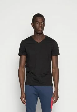 Pier One Hombre 3 PACK - Camiseta Básica - Black -Pier One Comercio 3fa75a3949774380909723bffc57177e