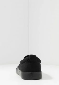 Pier One Unisexo UNISEX - Mocasines - Black -Pier One Comercio 3febb20aaa464879826a1914fdee4a59