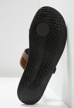 Pier One Hombre Sandalias De Dedo - Cognac 12 Pier One Hombre Sandalias De Dedo - Cognac -Pier One Comercio 509b8257146c4b2186cbdb3b88497bfe