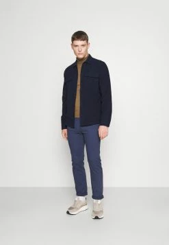 Pier One BELTED - Pantalones Chinos - Dark Blue, Hombre 8 Pier One BELTED - Pantalones Chinos - Dark Blue, Hombre -Pier One Comercio 590082bfb33f4dbd83d3963758240015