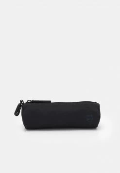 Pier One Unisexo SET PENCIL CASE UNISEX - Mochila - Black -Pier One Comercio 5a4906d8a172498fb30b15d8dc5474d7