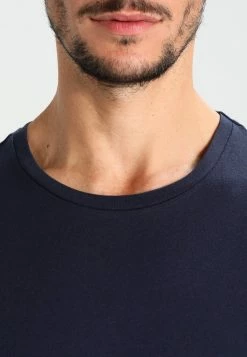 Pier One Hombre Camiseta Básica - Dark Blue 13 Pier One Hombre Camiseta Básica - Dark Blue -Pier One Comercio 5b83a01c1b7e4f79aa321fdcf7e17599