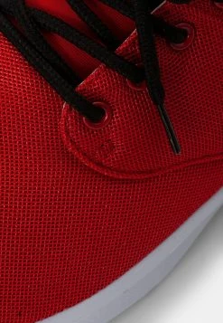 Pier One Hombre Zapatillas - Red White -Pier One Comercio 5e6bf329da94495bbd3c50d83e71bcbe