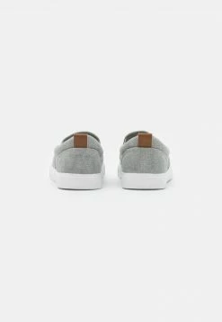 Pier One Unisexo UNISEX - Zapatillas - Grey -Pier One Comercio 61ed4a6774a44fbabf413987bd439ccd