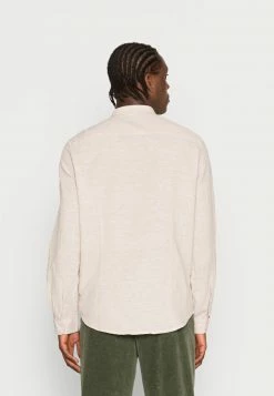 Pier One Hombre Camisa - Mottled Beige -Pier One Comercio 631eec6a08874e3795994026ba1c3479