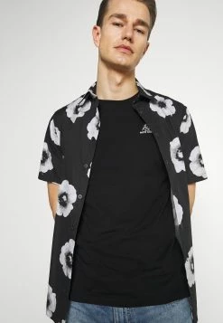 Pier One Hombre Camiseta Estampada - Black -Pier One Comercio 637819768a5246b69f9195ee688e980c