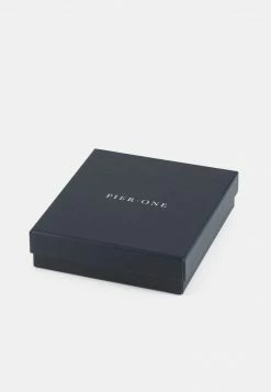 Pier One PRIDE SET UNISEX - Reloj - Multi-coloured/black, Unisexo -Pier One Comercio 67e098f565154bad86931031e7f4ff13