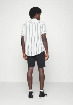 Pier One Hombre 2 PACK - Shorts - Black/olive -Pier One Comercio 73395e7496094f16ab01d685c224eec1