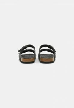 Pier One Unisexo UNISEX - Sandalias Planas - Dark Grey -Pier One Comercio 7362c70939bb494cb07a4dbdaad62de8
