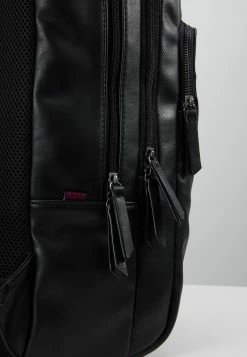 Pier One Hombre Mochila - Black 17 Pier One Hombre Mochila - Black -Pier One Comercio 76d11542f77c44f99d1211cb65c092dc