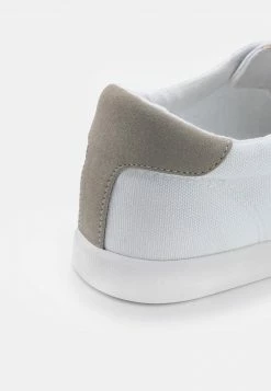 Pier One Unisexo UNISEX - Zapatillas - White/light Grey -Pier One Comercio 79af8ac6479d4c3088c99c8df156bd43