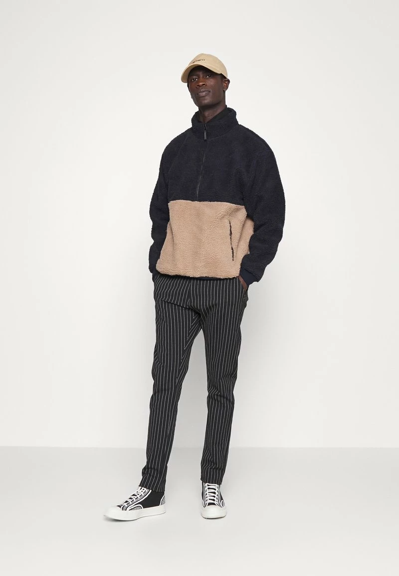 Pier One Hombre Forro Polar - Dark Blue/tan 4 Pier One Hombre Forro Polar - Dark Blue/tan - Imagen 2