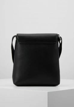 Pier One Hombre Bandolera - Black -Pier One Comercio 7fc9b8c2009e411c8a0b428916cc63ad