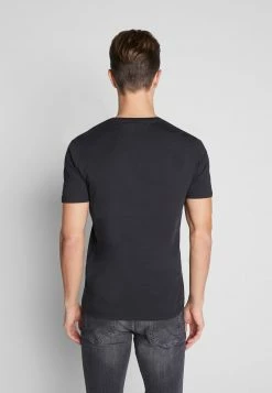 Pier One Hombre Camiseta Estampada - Black 9 Pier One Hombre Camiseta Estampada - Black -Pier One Comercio 80541d16ce134d6f9d346fc85d1d2eb4
