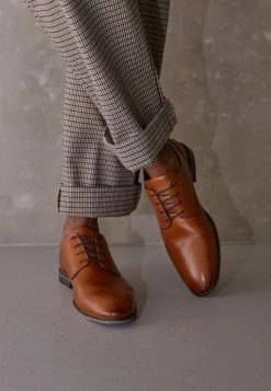 Pier One Hombre LEATHER - Zapatos Con Cordones - Cognac -Pier One Comercio 815a74ad144c40f7a5edef7a60dc1e0d
