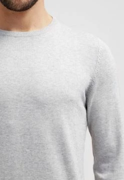 Pier One Jersey De Punto - Light Grey, Hombre 10 Pier One Jersey De Punto - Light Grey, Hombre -Pier One Comercio 84bce05096b94c09b9c8a396de30ba85