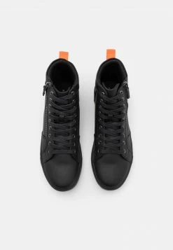 Pier One Hombre Zapatillas Altas - Black -Pier One Comercio 8637a2b357234e97836fdcd53c529bcf